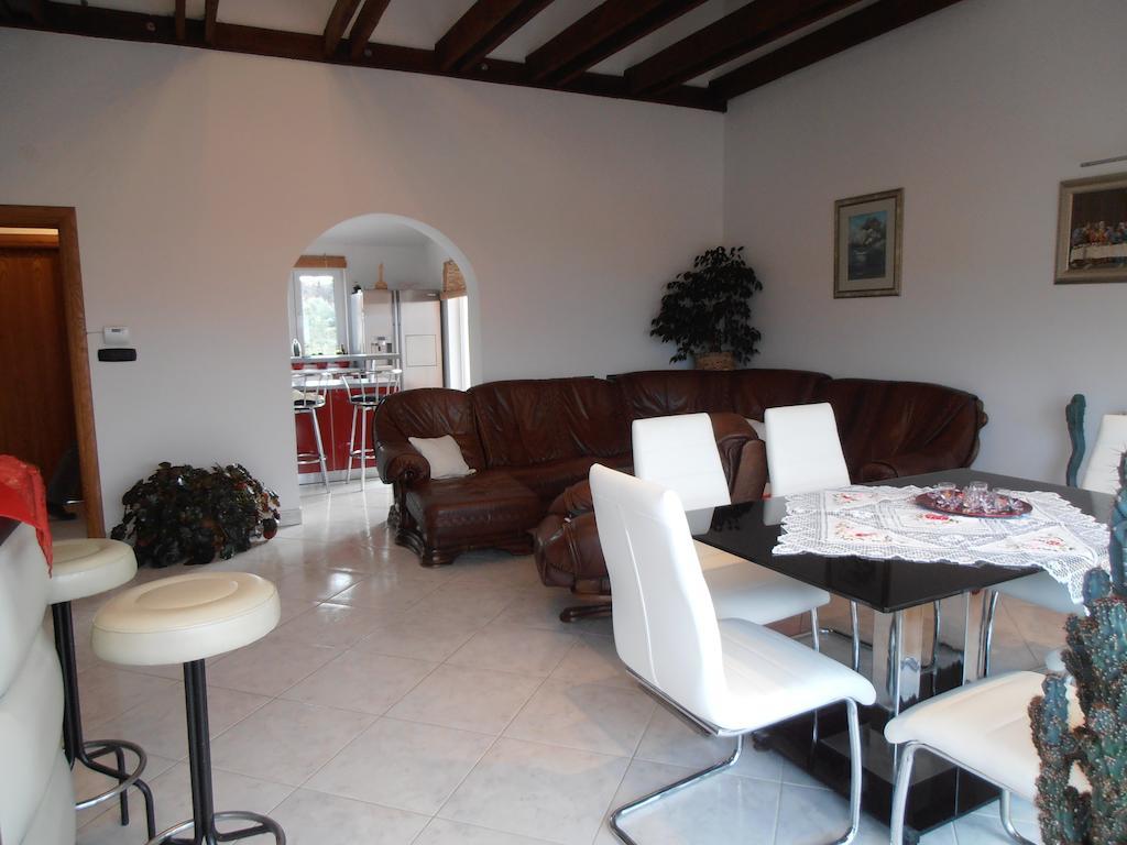 Villa Dijana Malinska Pokój zdjęcie